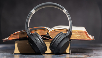 Kindle Direct Publishing Will Beta Test Virtual Voice–Narrated Audiobooks