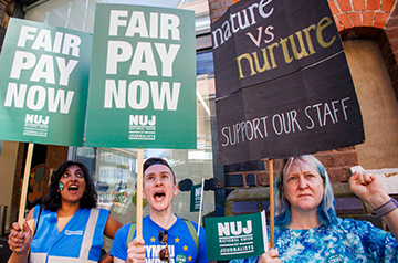 Nature journals’ U.K. staff stage second day of strikes over pay