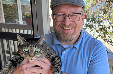 How easy is it to fudge your scientific rank? Meet Larry, the world’s most cited cat