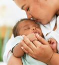 Swabbing C-section babies with mom’s microbes can restore healthy bacteria