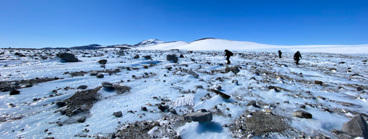 News at a glance: HIV vaccine failure, AI meteorite detective, and the Doomsday Clock