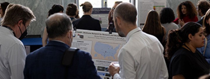  1 434 / 5 000 Demokraadid korraldavad tühistatud toetuste teadusmessi, et näidata, mis on kadunud