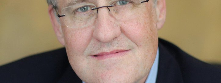 Toimetaja astub tagasi pärast seda, kui tema sõnul on kirjastaja blokeerinud kriitikat otsuse kohta võtta tagasi soolise düsfooria kohta käiv artikkel