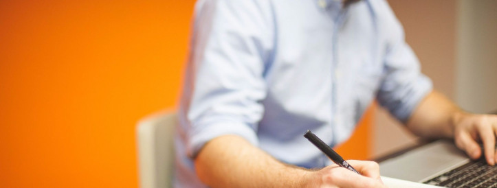 Guidelines for Crafting a Scientific Article Review: Ensuring Quality and Compliance